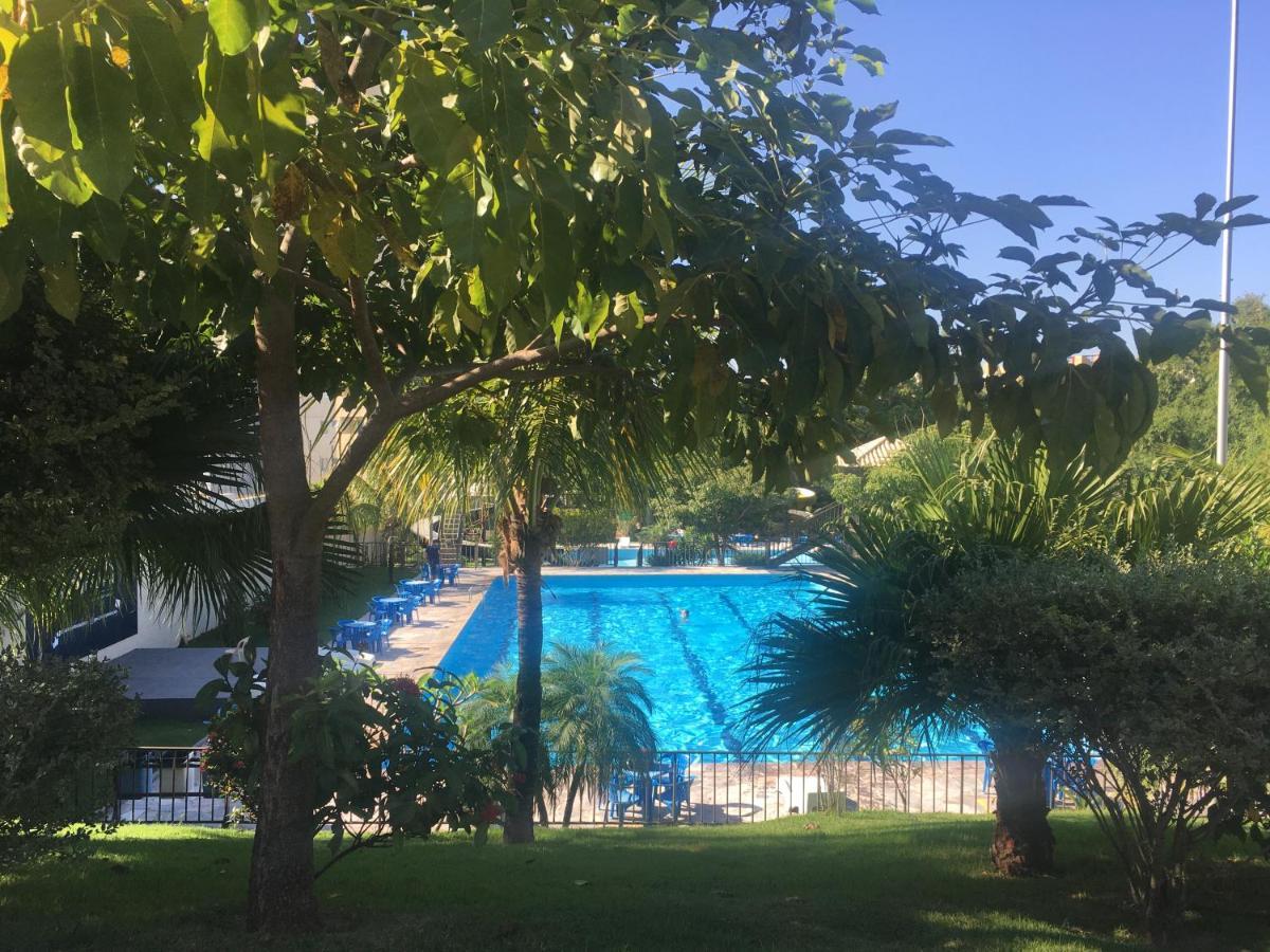 Hotel Golden Dolphin Express - Aguas Termais 24H Caldas Novas Exterior photo
